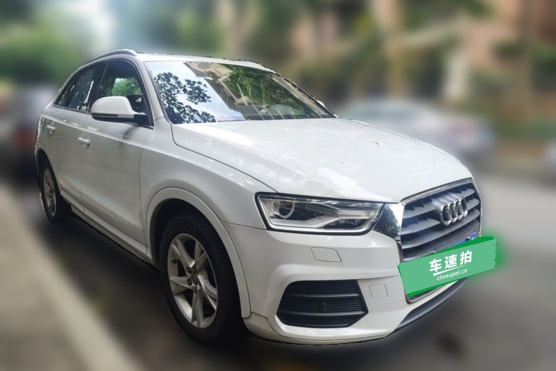 Audi Q3 2017 car image #2