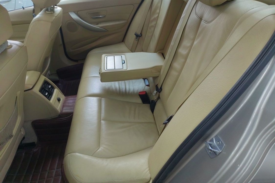 BMW 3 Series 2014 car image #19