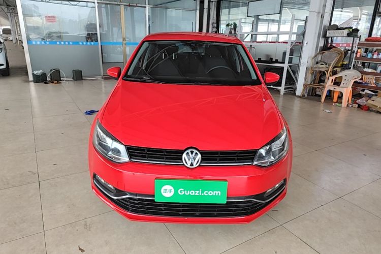 Volkswagen Polo 2016 car image #3