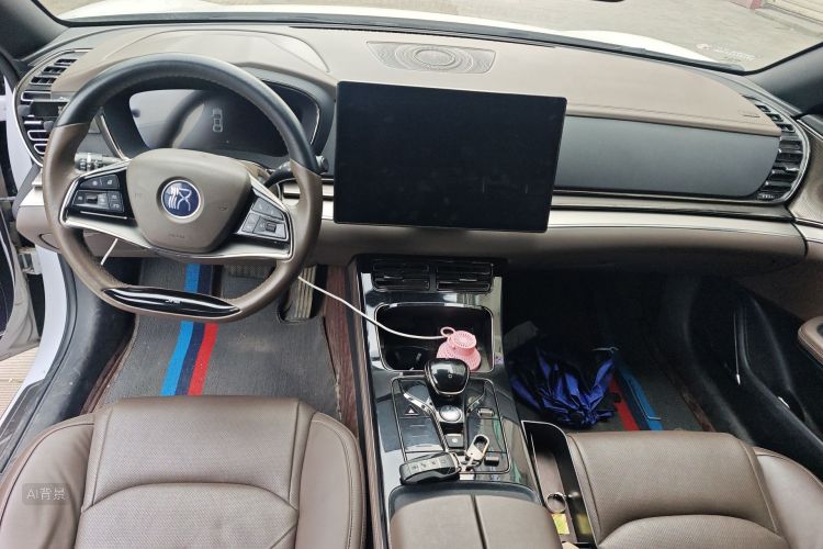 BYD Han 2022 immagine di auto #11