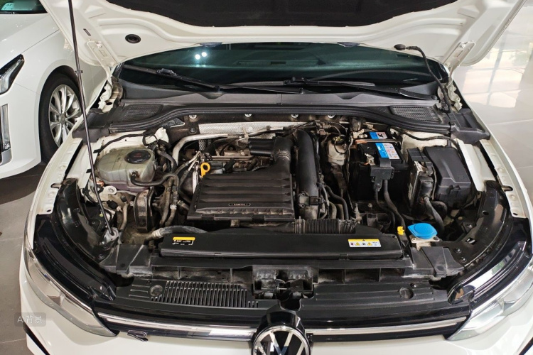 Volkswagen Golf 2021 #22 Volkswagen Golf 2021 car image #22