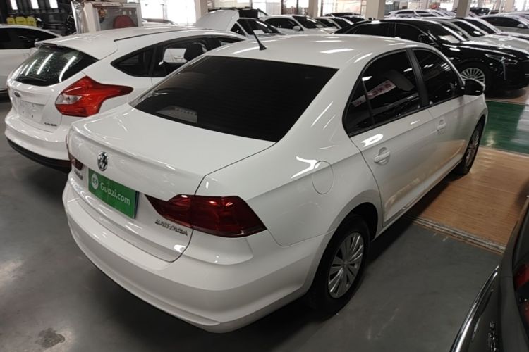 Volkswagen Santana 2022 car image #5
