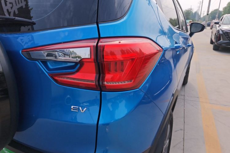 BYD Yuan New Energy 2019 #8 BYD Yuan New Energy 2019 car image #8