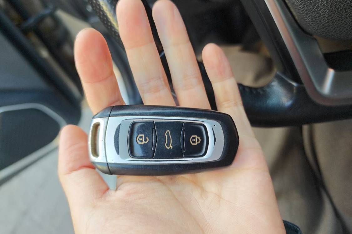 GEELY Emgrand 2018 #28 GEELY Emgrand 2018 car image #28