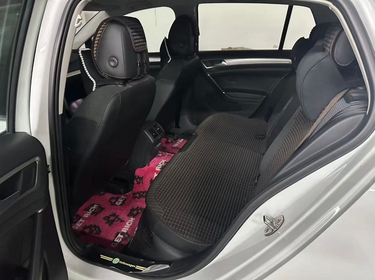 Volkswagen Golf 2019 #3 Volkswagen Golf 2019 car image #3