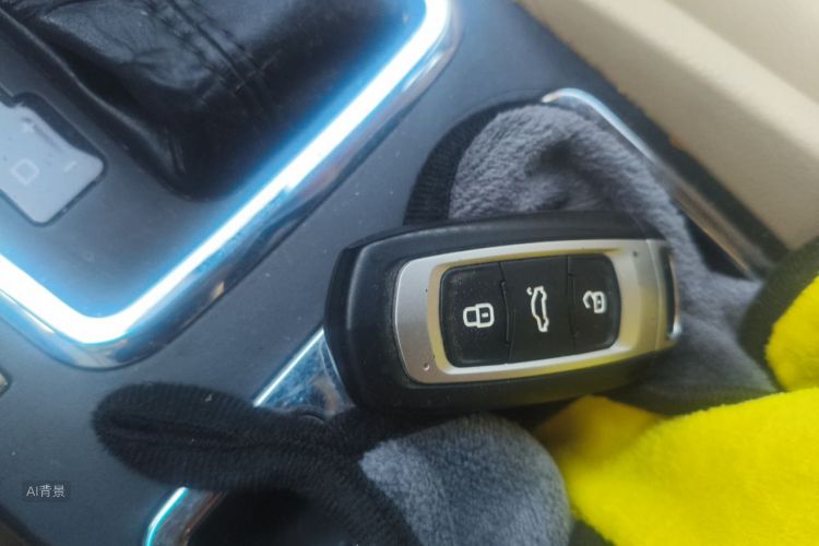 GEELY Emgrand 2017 car image #10