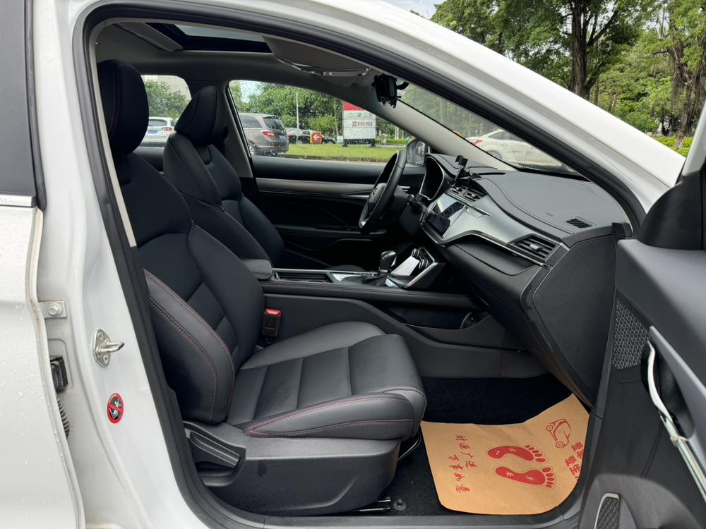 GEELY Binray 2020 car image #9