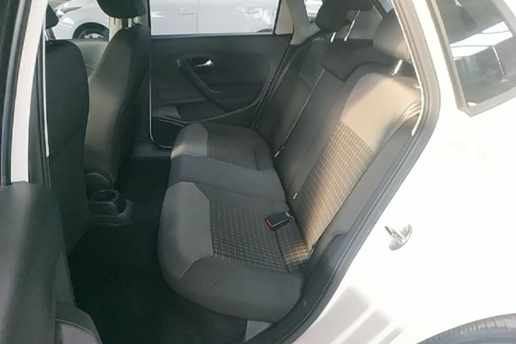 Volkswagen Polo 2018 #17 Volkswagen Polo 2018 car image #17