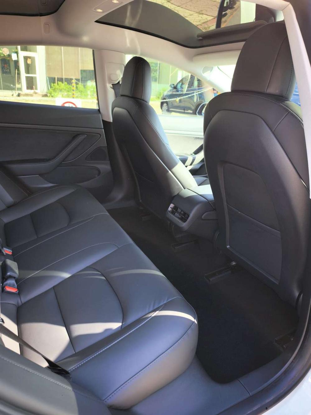 Tesla Model 3 2020 #17 Tesla Model 3 2020 car image #17