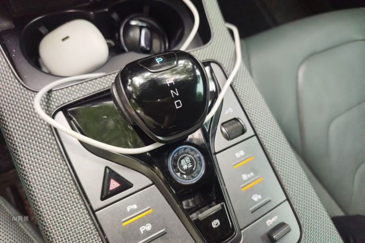 BYD Han 2022 car image #16