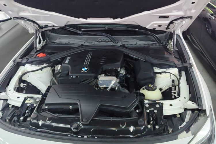 BMW 3 Series GT 2016 صورة سيارة #20