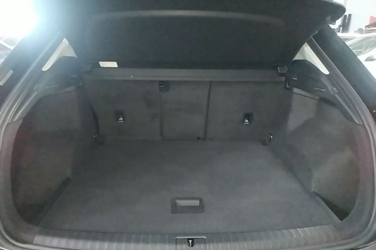 Audi Q3 2019 #19 Audi Q3 2019 car image #19
