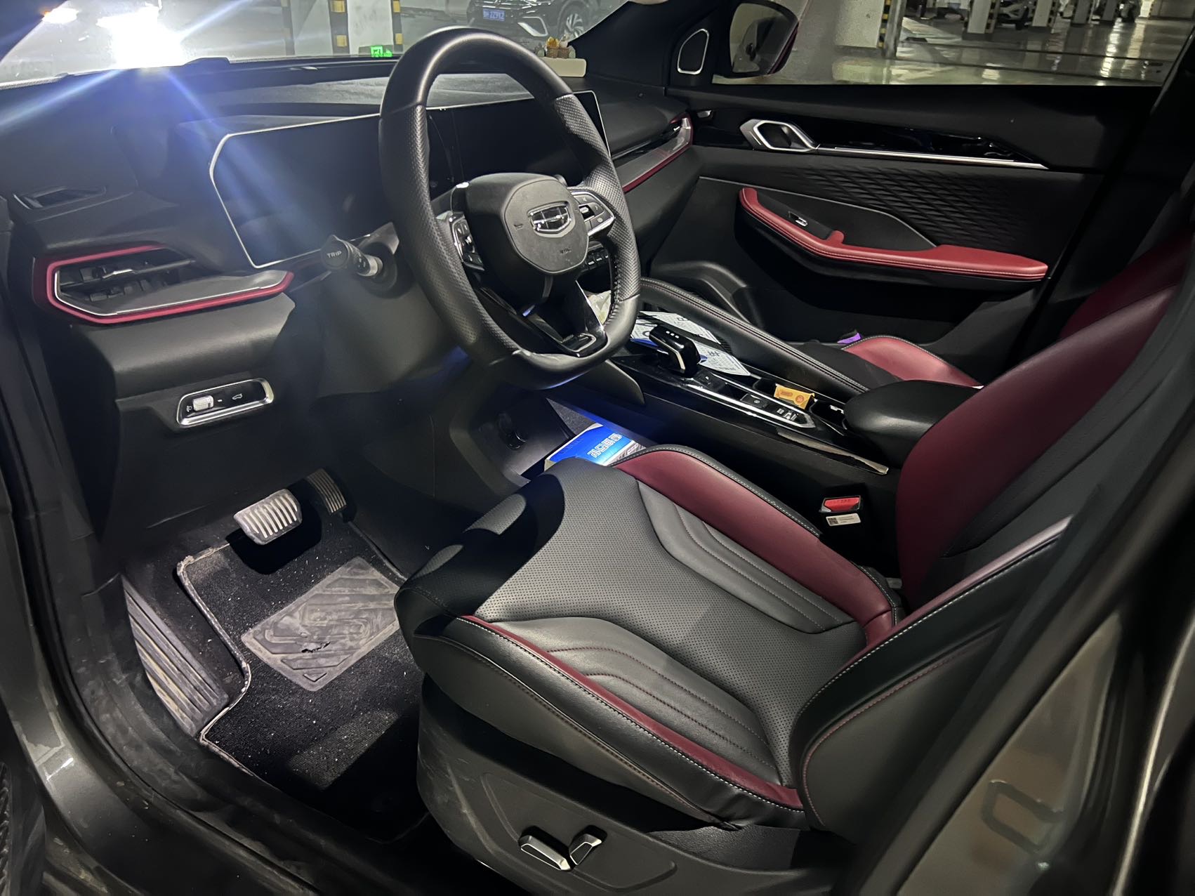 GEELY Coolray 2023 imagen de coche #5