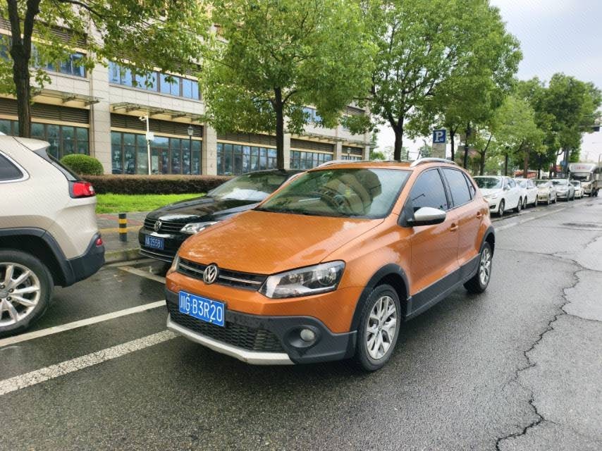 Volkswagen Polo 2014 Volkswagen Polo 2014 car image