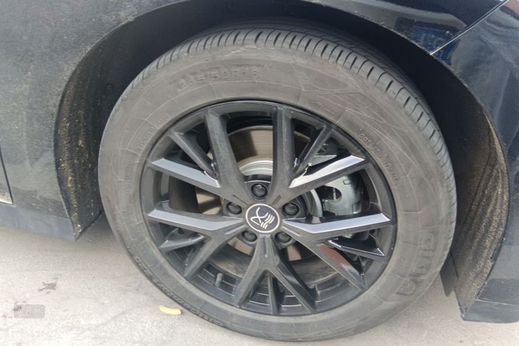 BYD Han 2024 car image #9