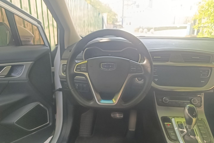 GEELY Emgrand GS 2018 #11 GEELY Emgrand GS 2018 car image #11
