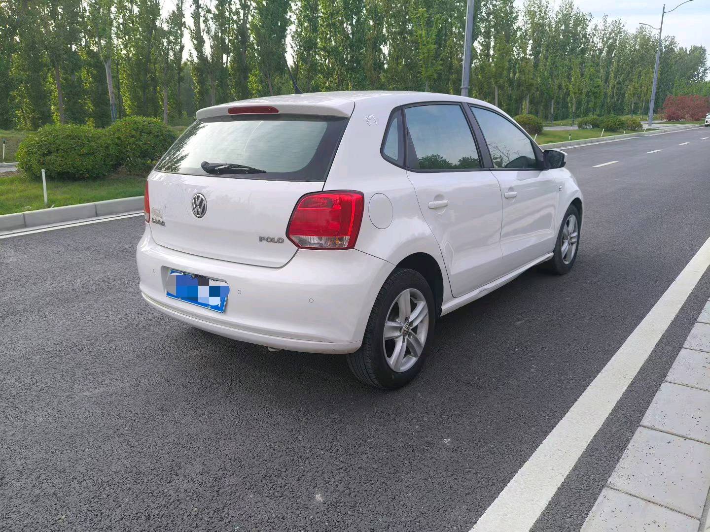 Volkswagen Polo 2011 #9 Volkswagen Polo 2011 изображение автомобиля #9
