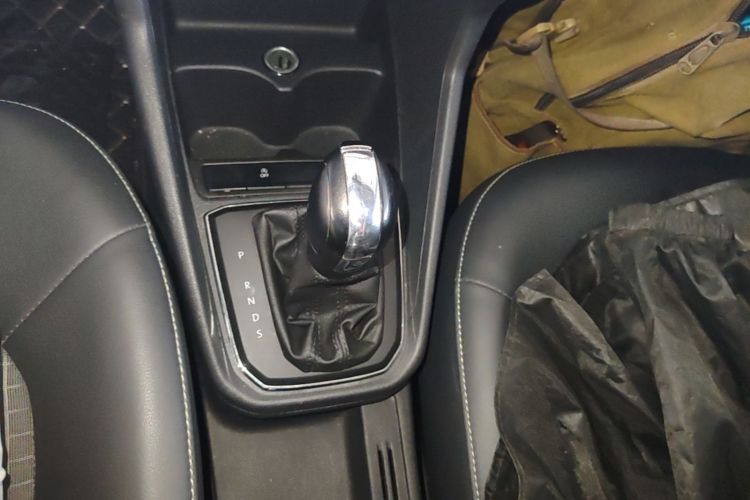 Volkswagen Santana 2019 car image #14