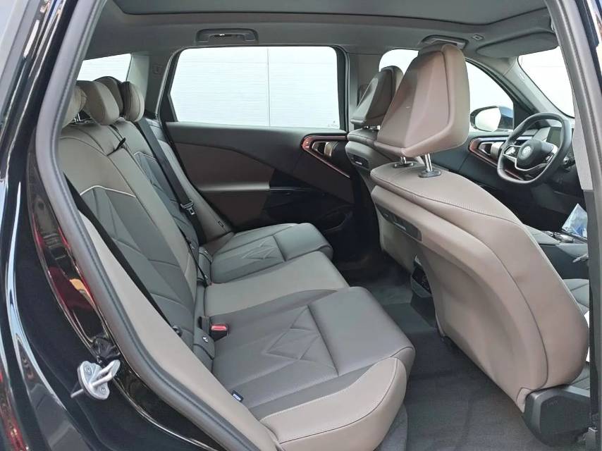 BMW X3 2025 car image #4