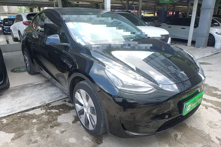 Tesla Model Y 2023 #4 Tesla Model Y 2023 car image #4