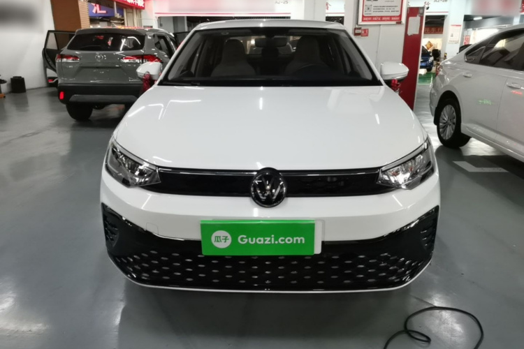 Volkswagen Lavida 2025 car image #3