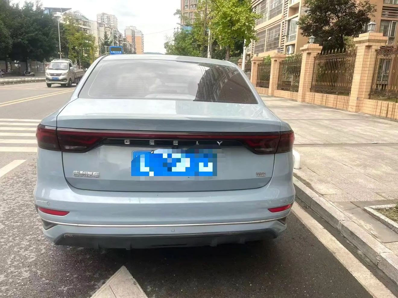 GEELY Emgrand 2023 #4 GEELY Emgrand 2023 car image #4
