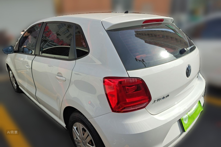 Volkswagen Polo 2019 car image #5