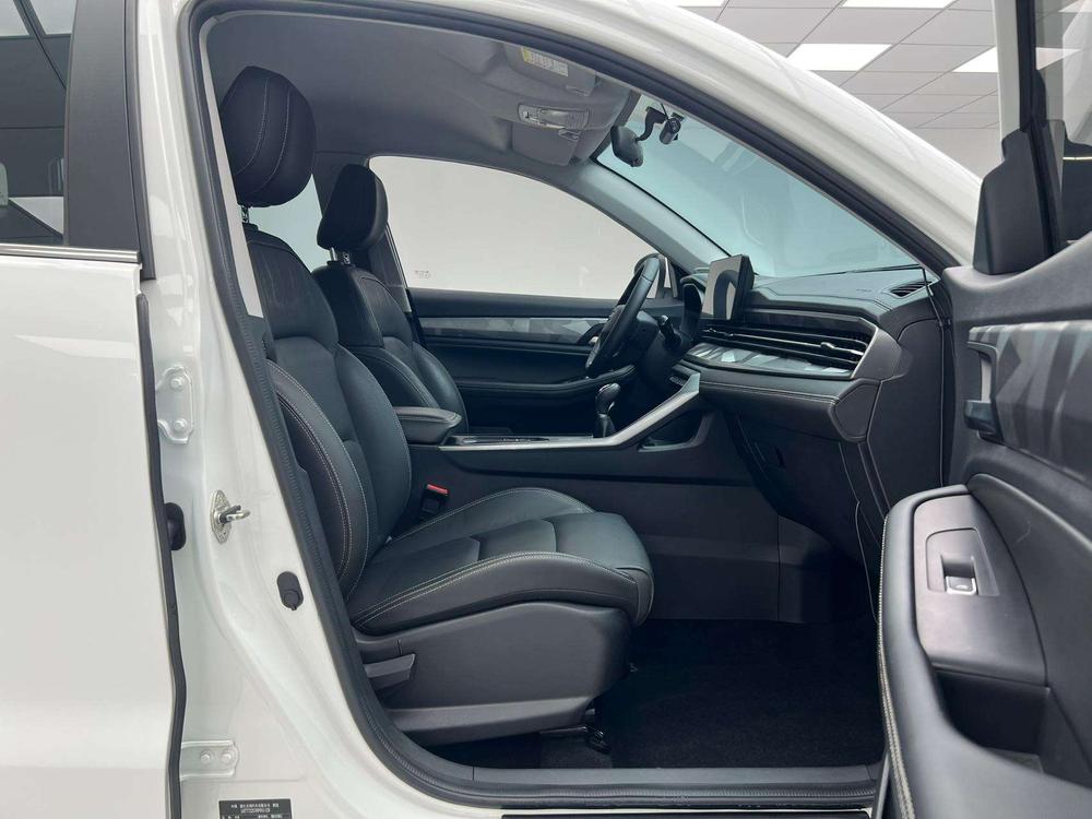 GEELY Vision X6 2022 car image #21