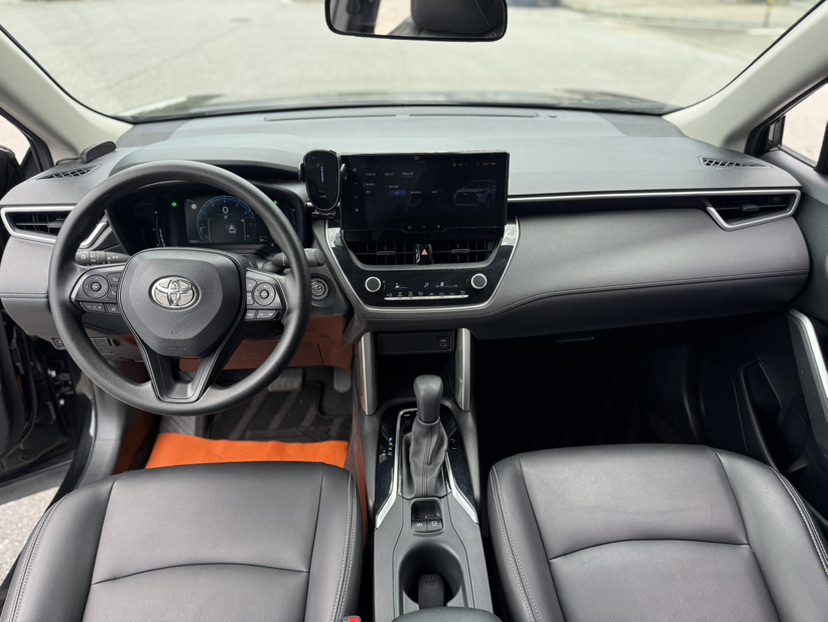 Toyota Corolla Cross 2023 #8 Toyota Corolla Cross 2023 car image #8
