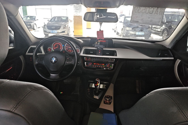 BMW 3 Series 2016 #11 BMW 3 Series 2016 car image #11