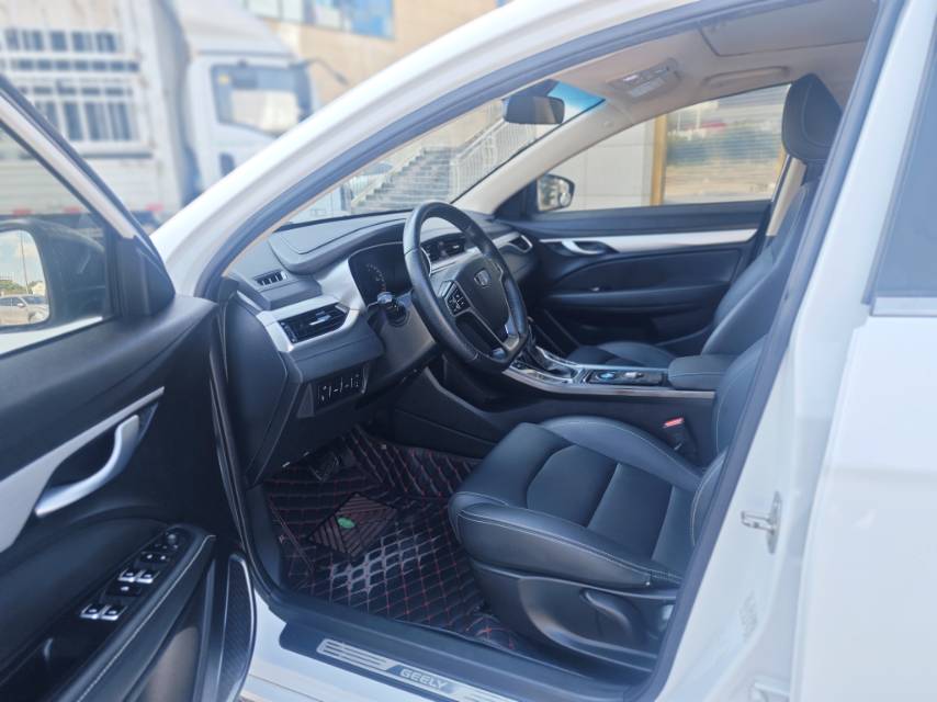 GEELY Emgrand 2018 image de voiture #5