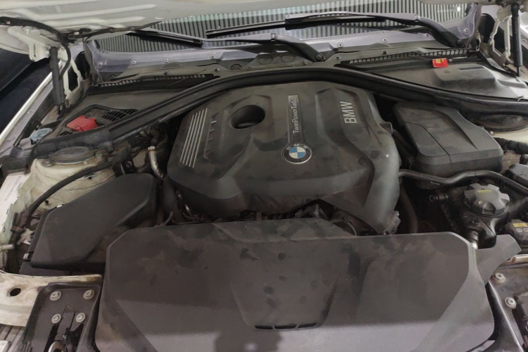 BMW 3 Series 2019 #20 BMW 3 Series 2019 car image #20