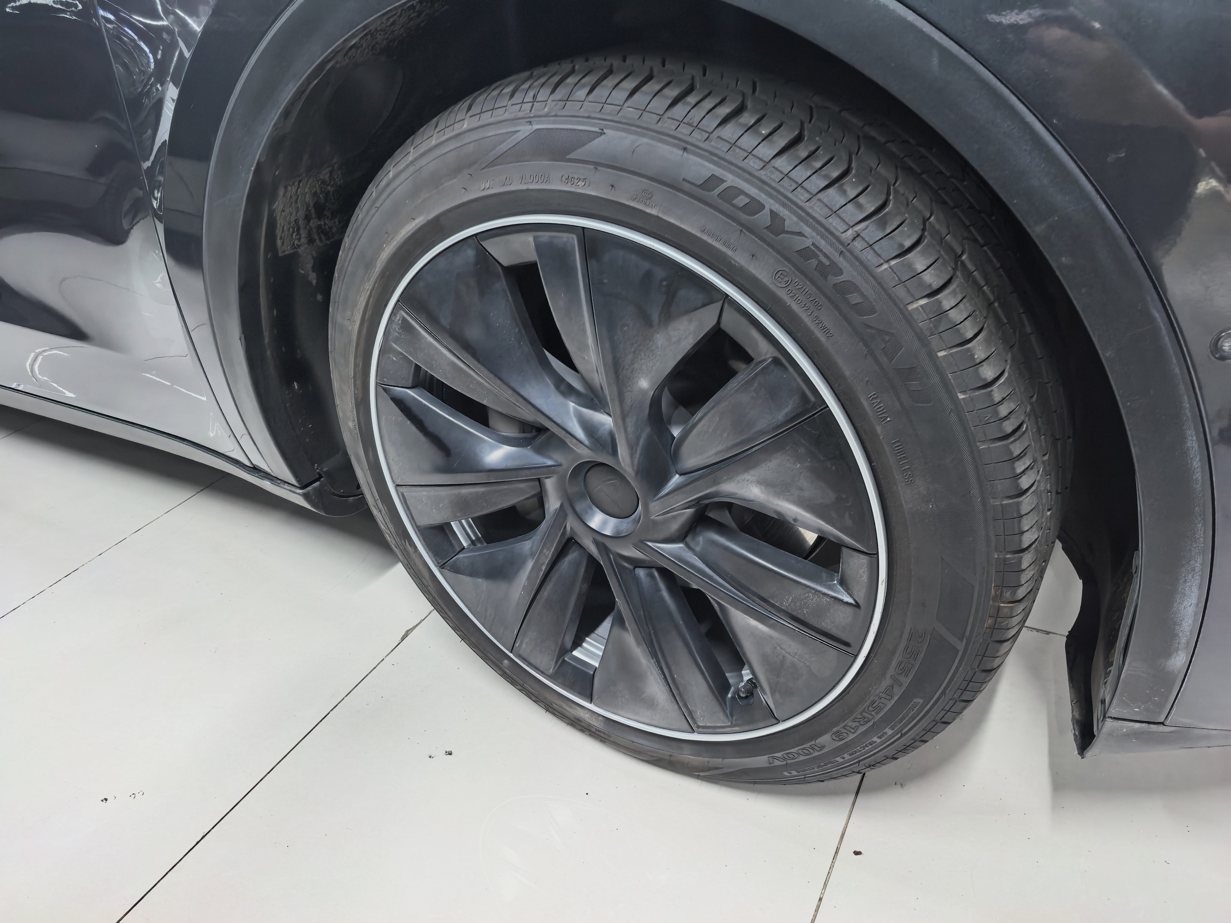 Tesla Model Y 2021 #14 Tesla Model Y 2021 car image #14
