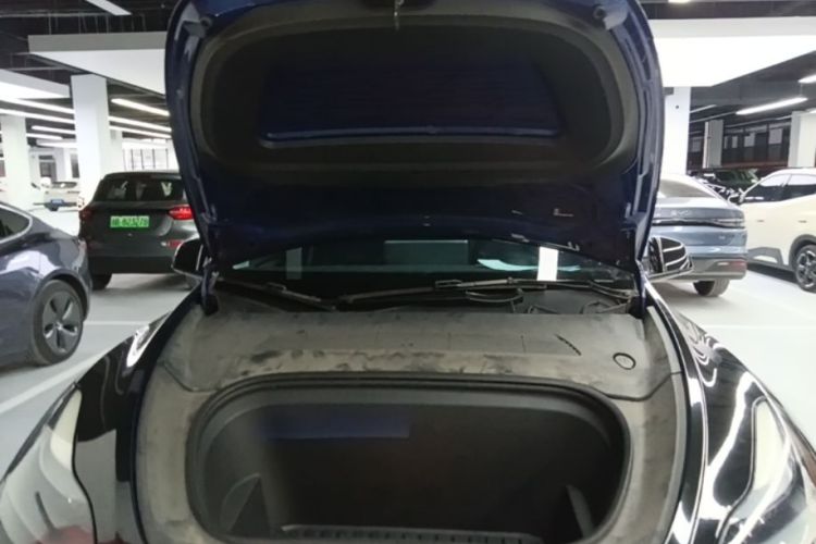 Tesla Model Y 2021 #20 Tesla Model Y 2021 car image #20
