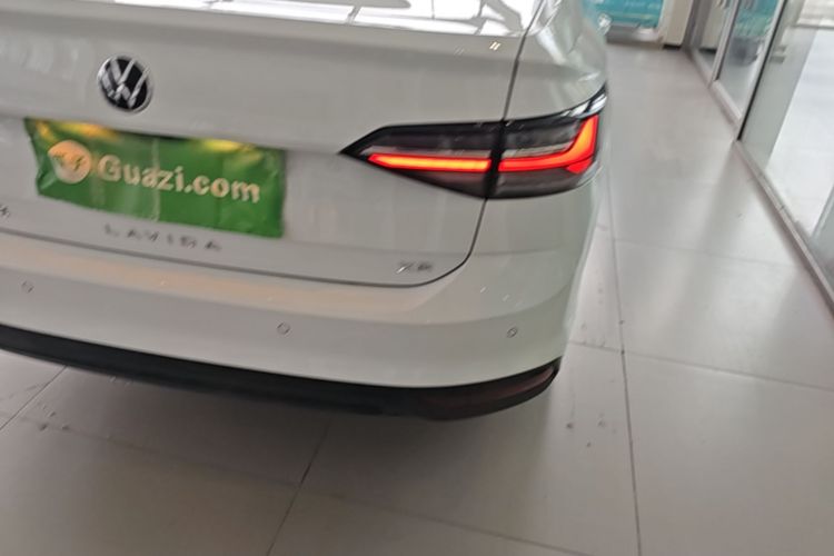 Volkswagen Lavida 2025 car image #8