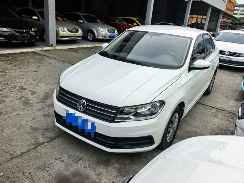 Volkswagen Santana 2022 car image 