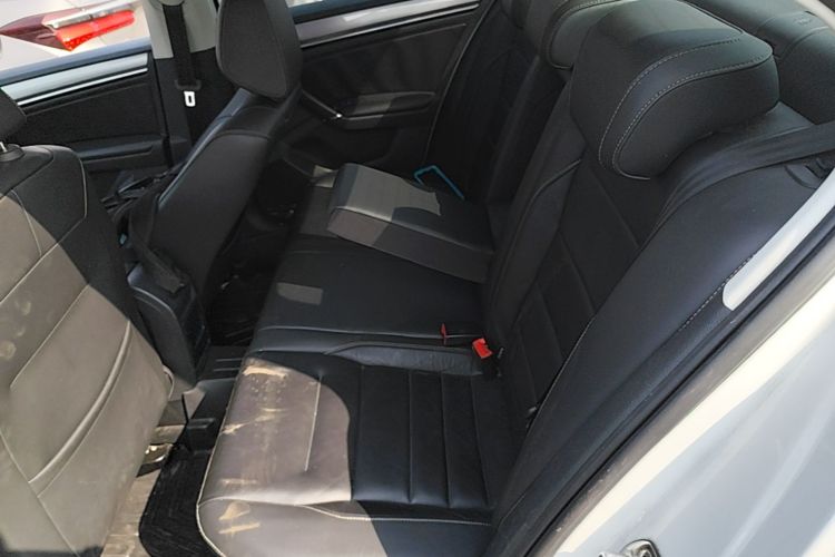 Volkswagen Bora 2016 imagem de carro #19