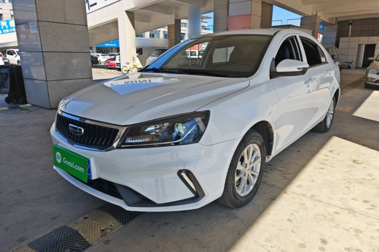 GEELY Emgrand 2022 car image #2