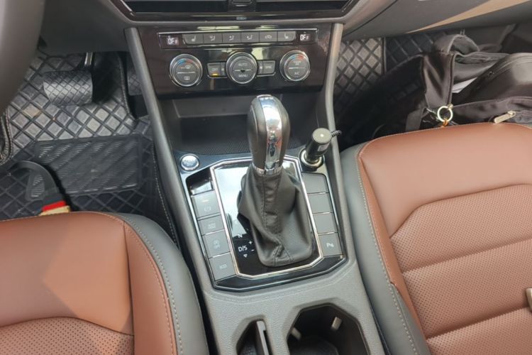 Volkswagen Lavida 2019 #14 Volkswagen Lavida 2019 car image #14