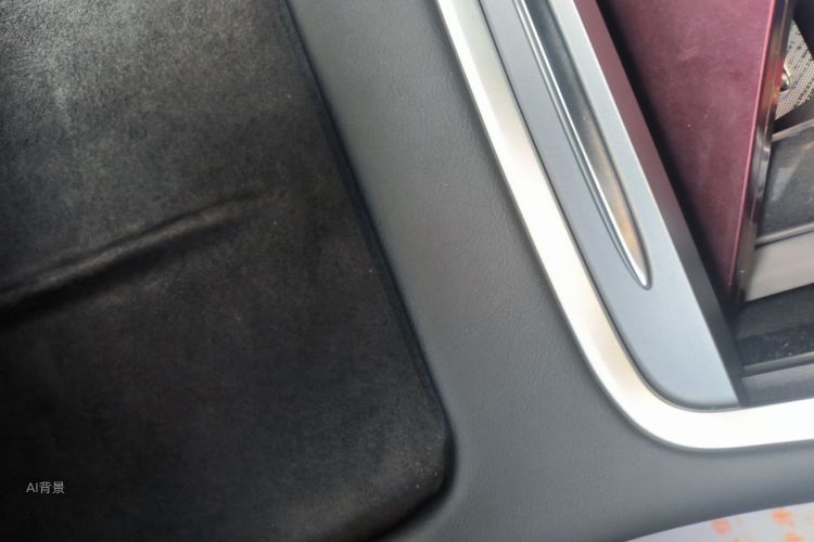 Tesla Model Y 2023 #10 Tesla Model Y 2023 car image #10