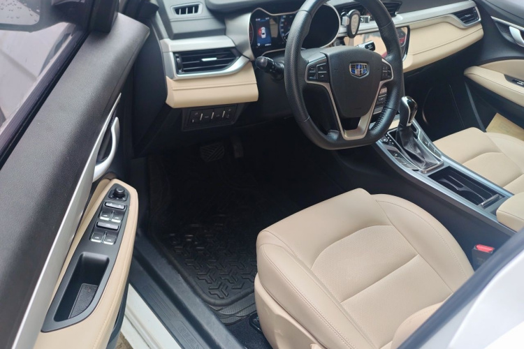 GEELY Emgrand 2018 immagine di auto #9