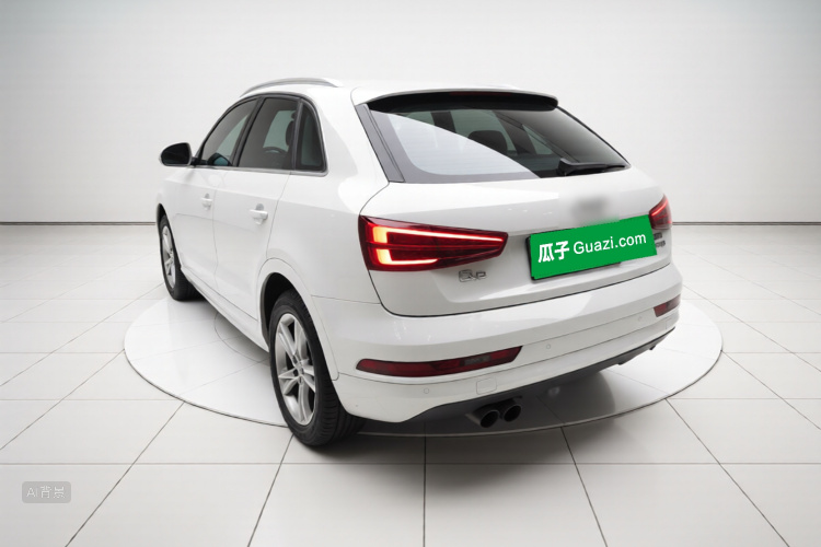 Audi Q3 2016 car image #5
