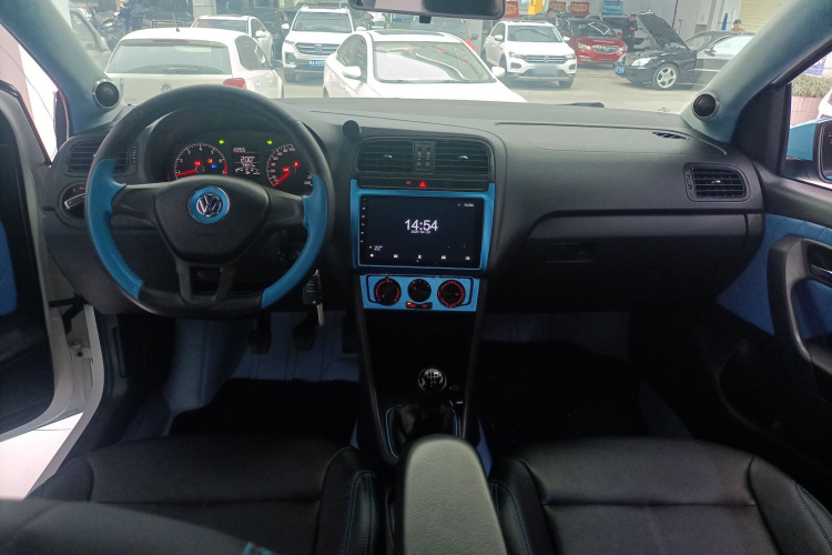 Volkswagen Polo 2016 #10 Volkswagen Polo 2016 car image #10