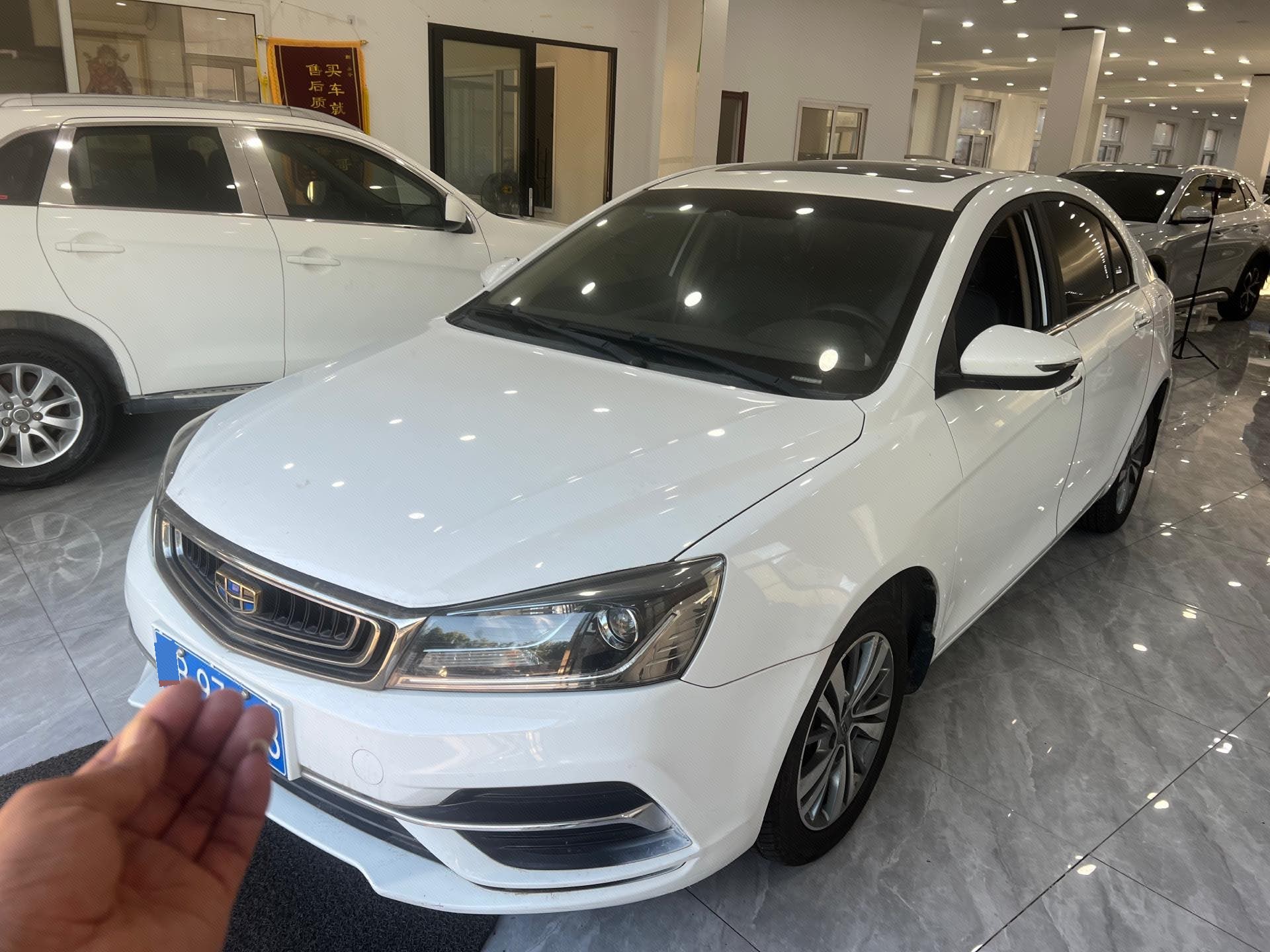 GEELY Emgrand 2018 car image 