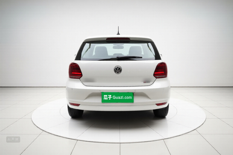 Volkswagen Polo 2015 car image #6