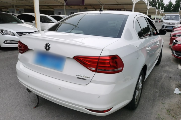 Volkswagen Lavida 2018 car image #7