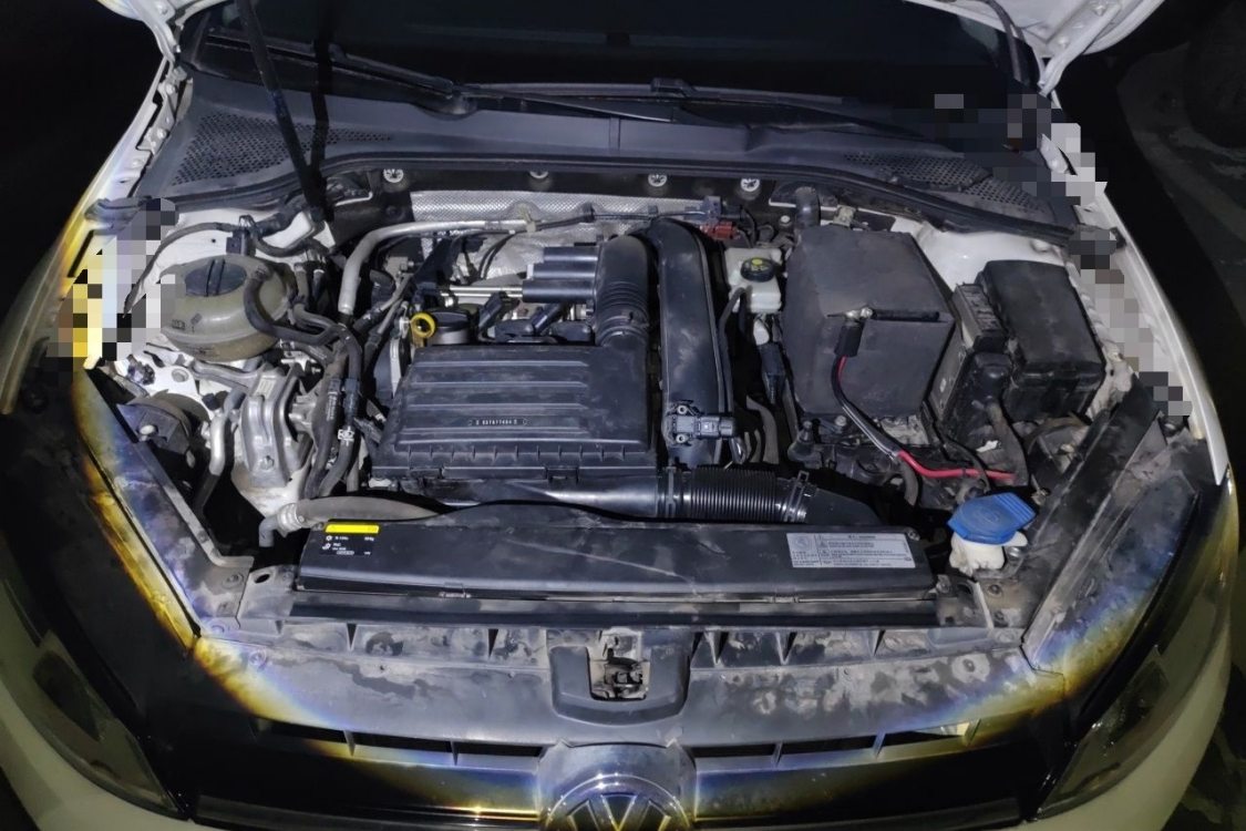 Volkswagen Golf 2014 car image #10