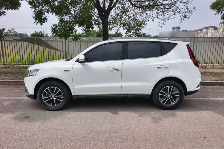 GEELY Vision X6 2019 car image #4