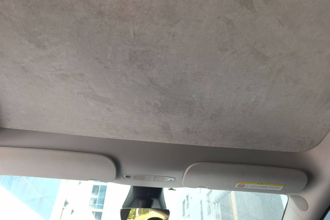 Tesla Model Y 2024 car image #14
