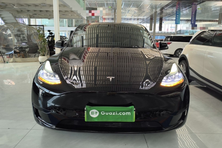 Tesla Model Y 2023 #3 Tesla Model Y 2023 immagine di auto #3